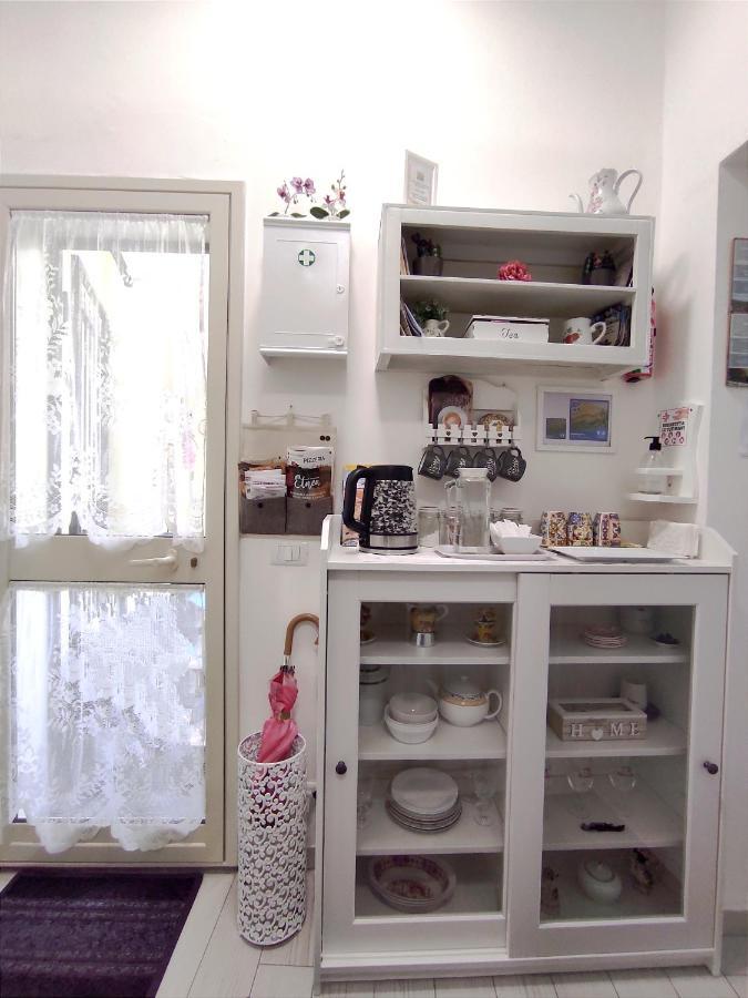 Dove Nasce Il Sole B&B Николози Екстериор снимка